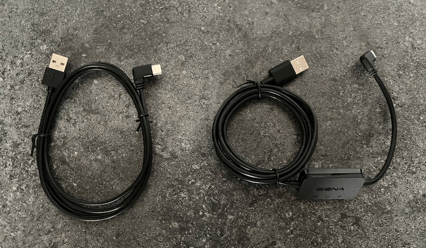 Sena 50R Test Ladezeit - 2 USB-C Kabel